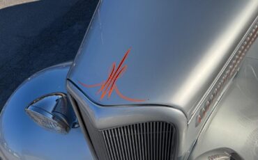 Ford-2-door-sedan-street-rod-AC-1934-Sedan-25