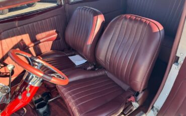 Ford-2-door-sedan-street-rod-AC-1934-Sedan-33