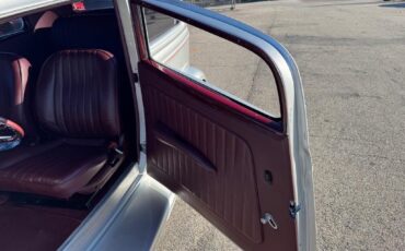 Ford-2-door-sedan-street-rod-AC-1934-Sedan-34