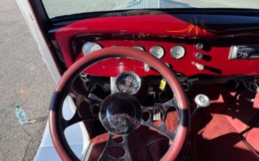 Ford-2-door-sedan-street-rod-AC-1934-Sedan-36