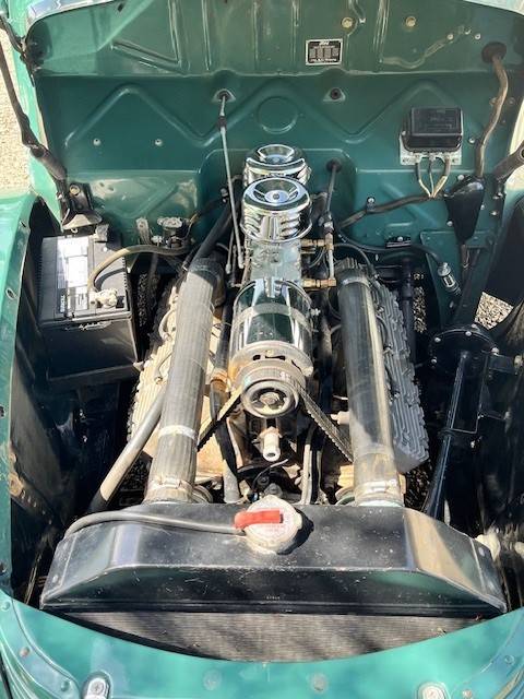 Ford-2-dr-sedan-1940-7