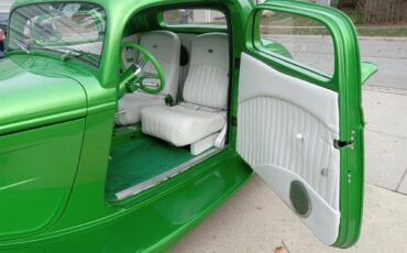 Ford-3-window-coupe-1934-Green-Chaulk-12