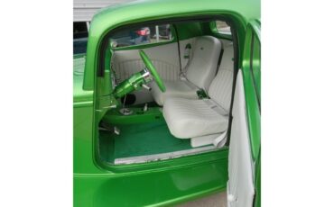 Ford-3-window-coupe-1934-Green-Chaulk-13