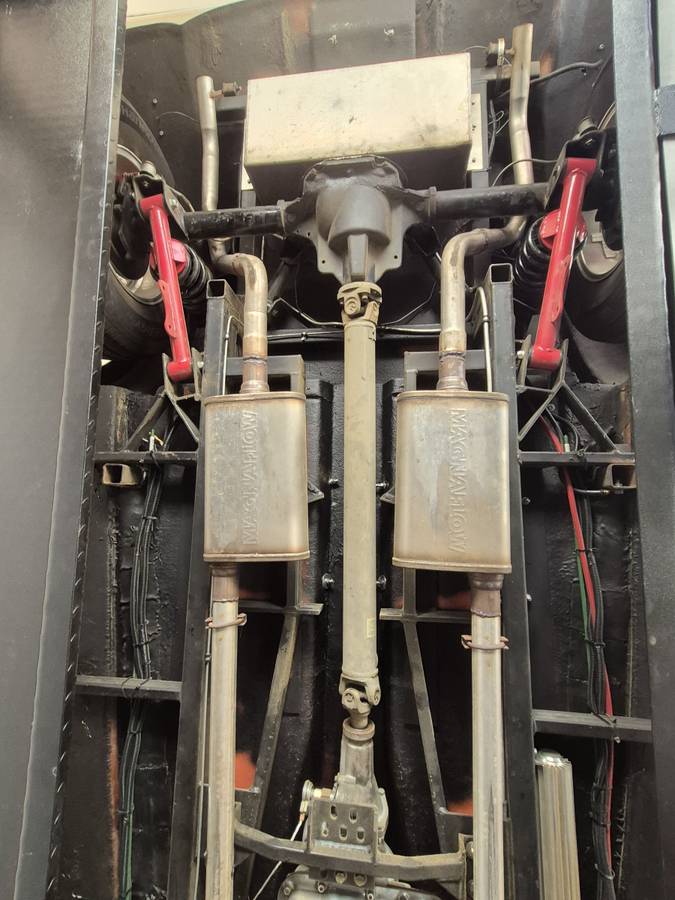 Ford-3w-coupe-1934-custom-12