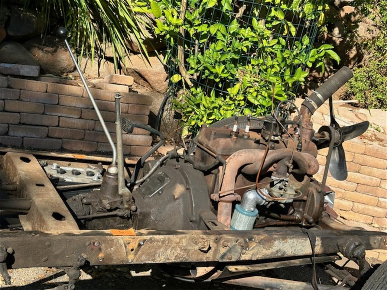 Ford-4-dr-sedan-1931-Emerald-Green-Fawn-12