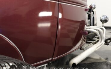 Ford-5-window-1931-Burgundy-Maroon-Black-20