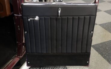 Ford-5-window-1931-Burgundy-Maroon-Black-47