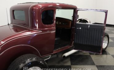 Ford-5-window-1931-Burgundy-Maroon-Black-48