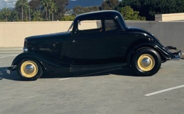 Ford-5-window-coupe-1934-1