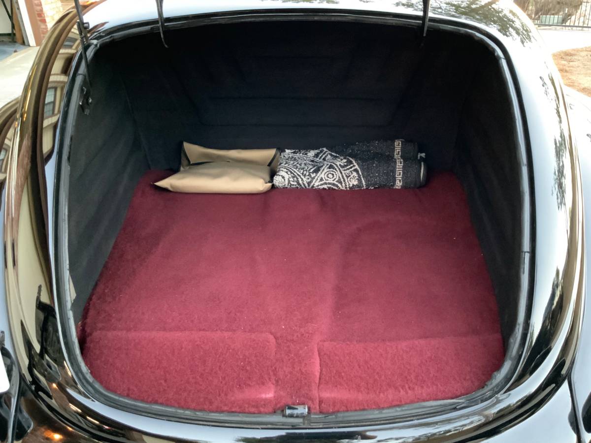 Ford-5-window-coupe-1937-black-7