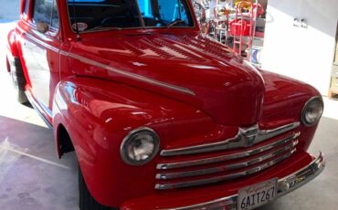 Ford-5-window-coupe-1942-red-4