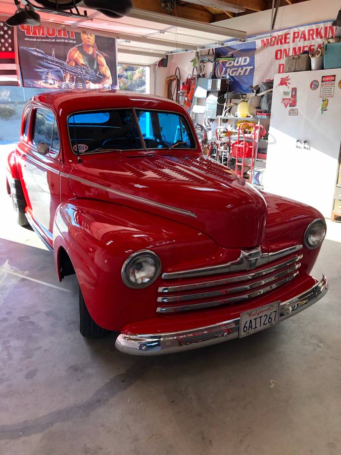 Ford-5-window-coupe-1942-red-4