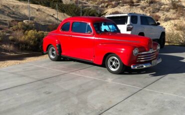 Ford-5-window-coupe-1942-red-8