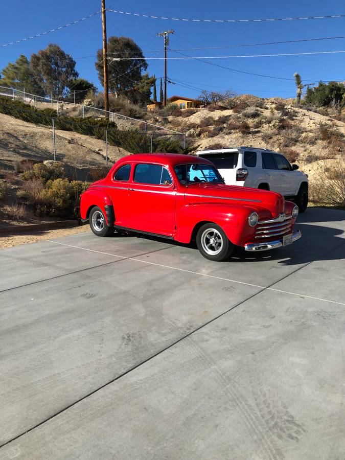 Ford-5-window-coupe-1942-red-8
