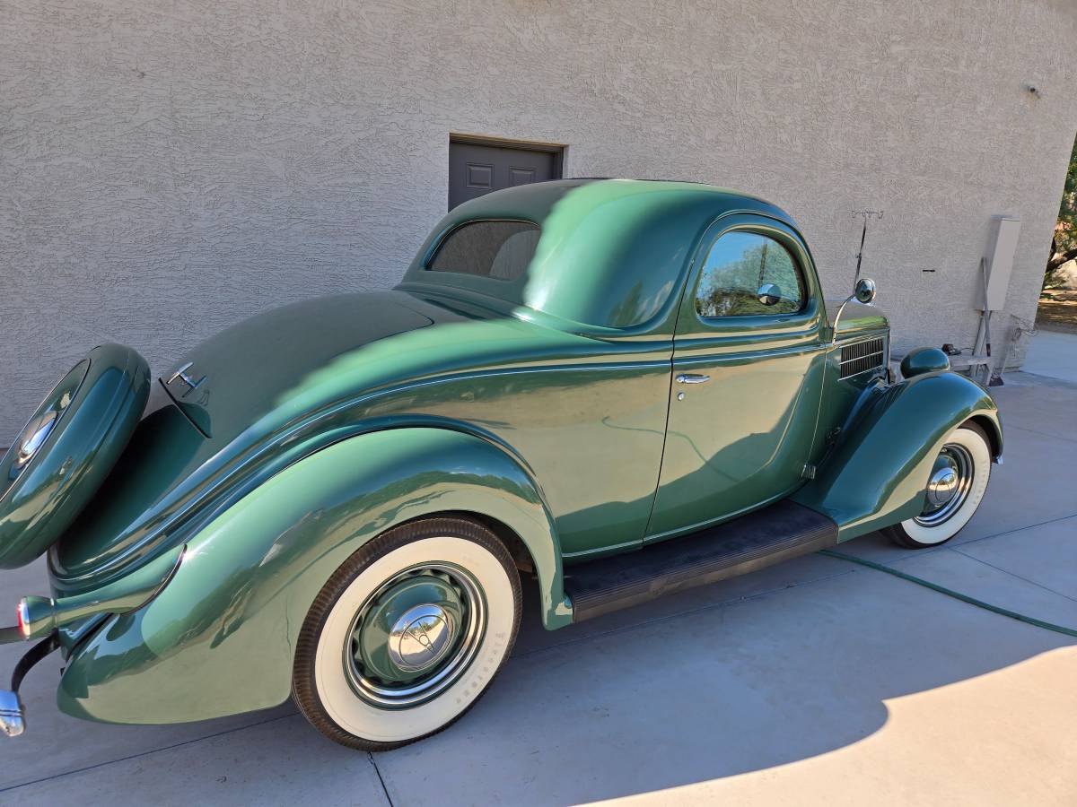 Ford-68-deluxe-coupe-1936-green-1