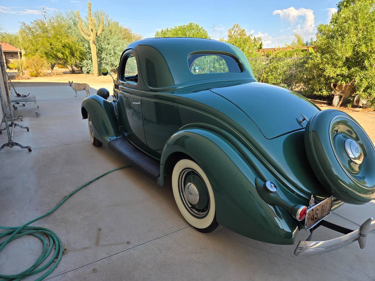 Ford-68-deluxe-coupe-1936-green-13