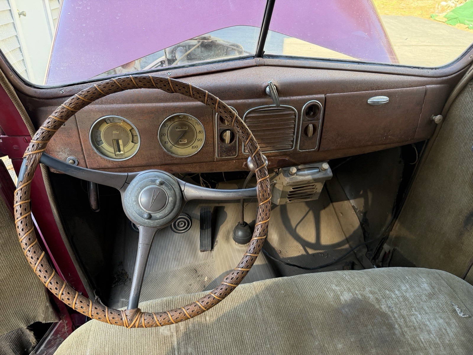 Ford-81a-Standard-1938-Coupe-18