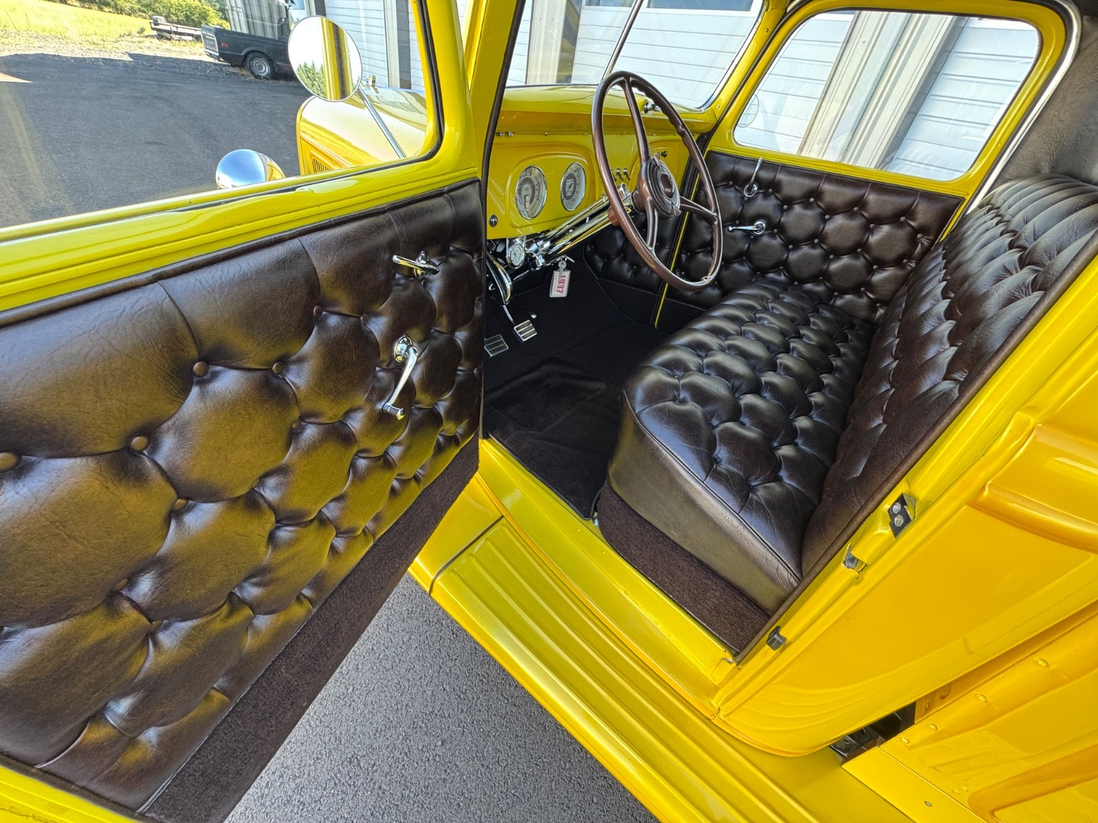 Ford-Award-Winning-Show-Pickup-Truck-Model-7377-1937-Pickup-21