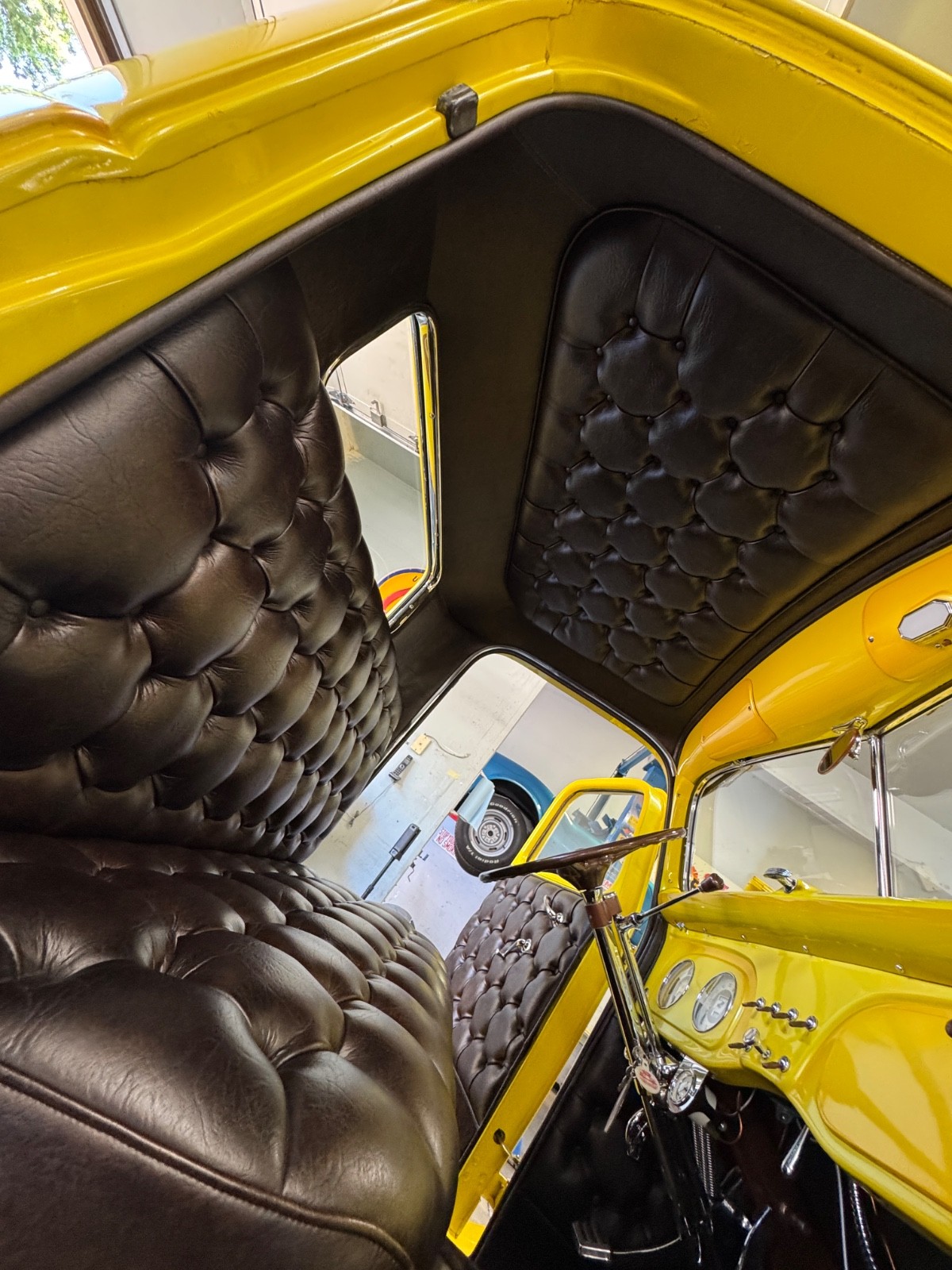 Ford-Award-Winning-Show-Pickup-Truck-Model-7377-1937-Pickup-26