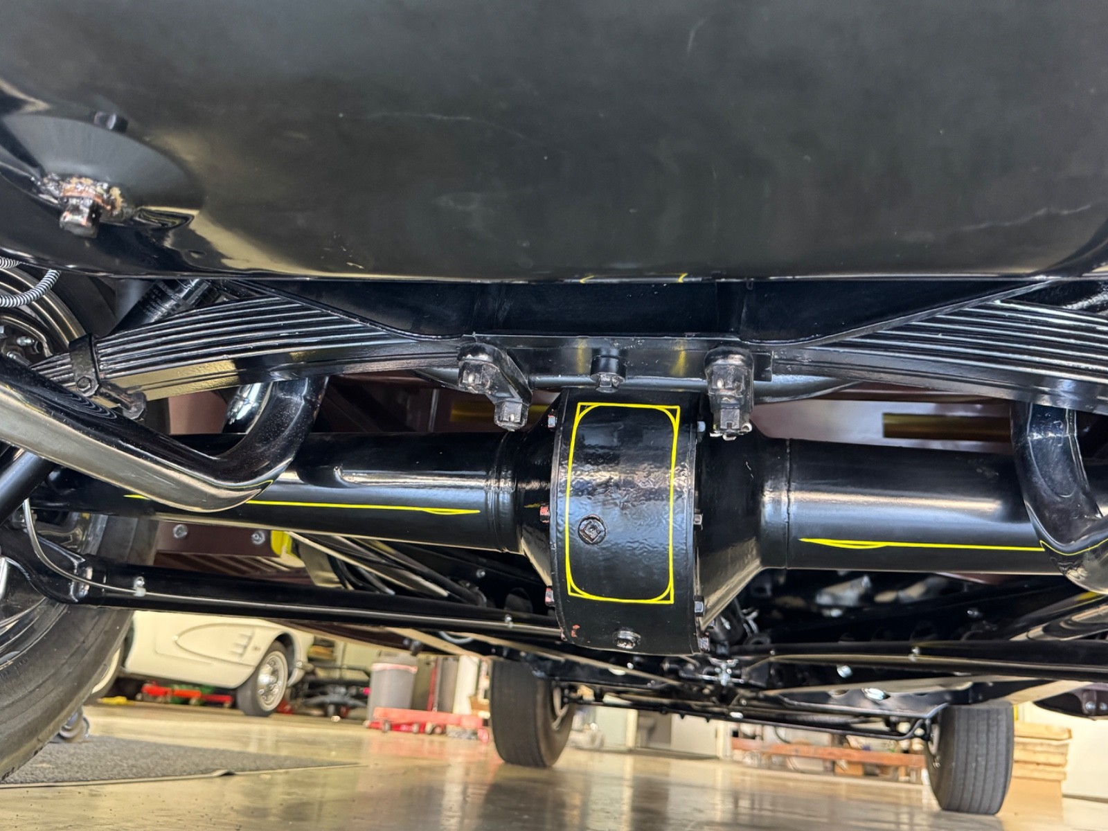 Ford-Award-Winning-Show-Pickup-Truck-Model-7377-1937-Pickup-34