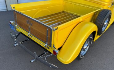 Ford-Award-Winning-Show-Pickup-Truck-Model-7377-1937-Pickup-5