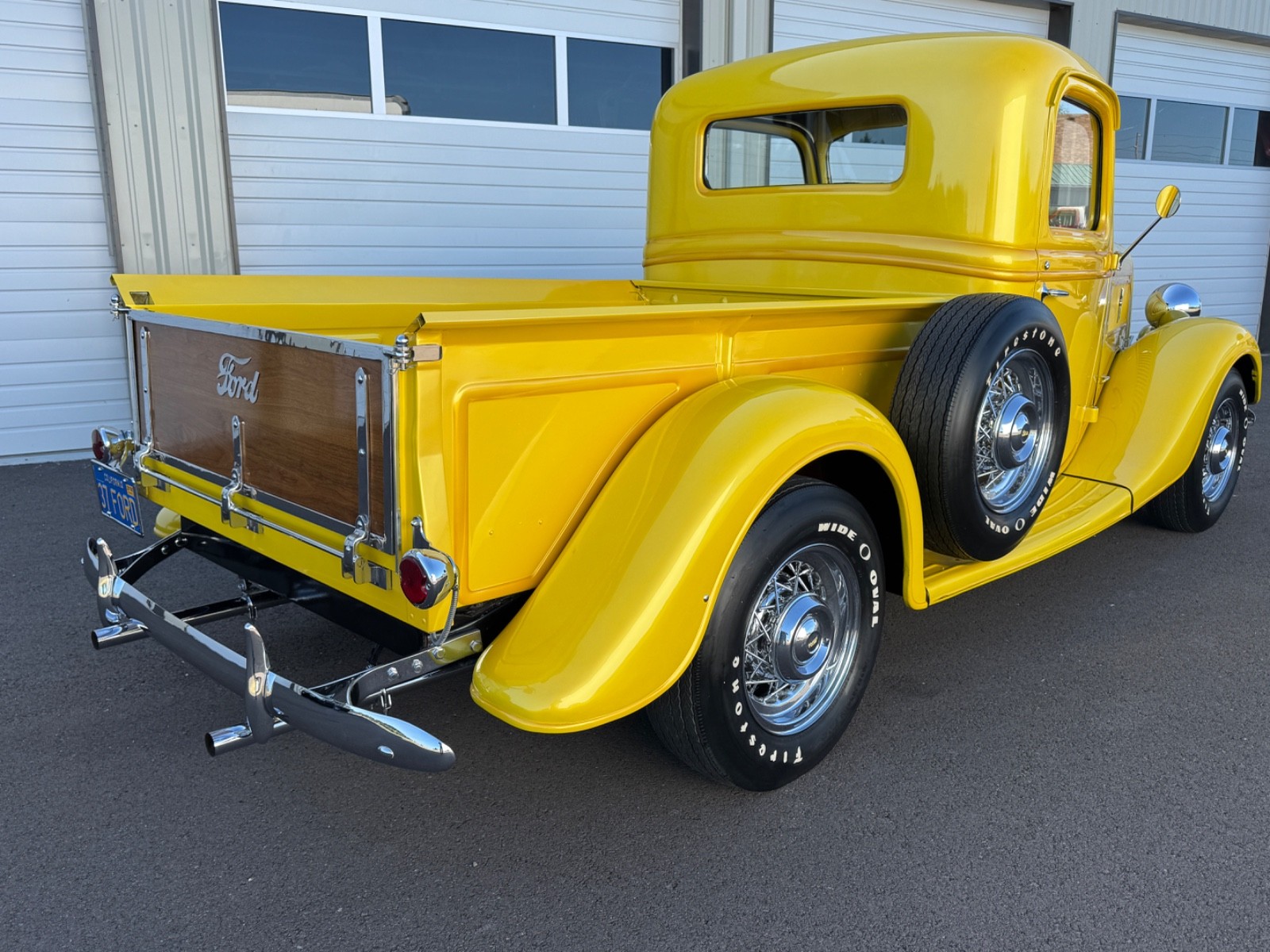 Ford-Award-Winning-Show-Pickup-Truck-Model-7377-1937-Pickup-6