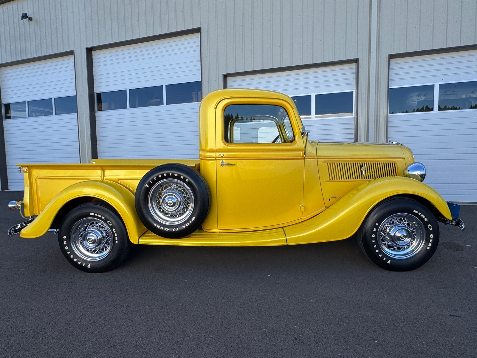 Ford-Award-Winning-Show-Pickup-Truck-Model-7377-1937-Pickup-7