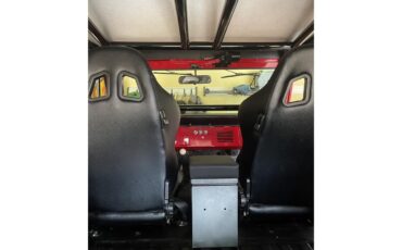 Ford-Bronco-1966-Ford-Red-Black-16