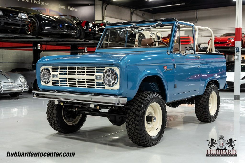 Ford-Bronco-1966-SUV-10