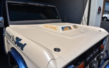 Ford-Bronco-1966-SUV-3