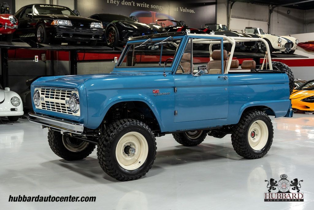 Ford-Bronco-1966-SUV-3