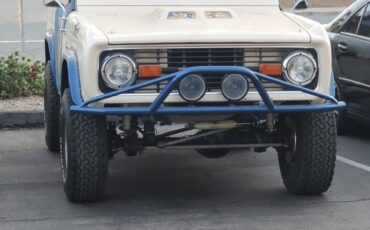 Ford-Bronco-1966-SUV-5