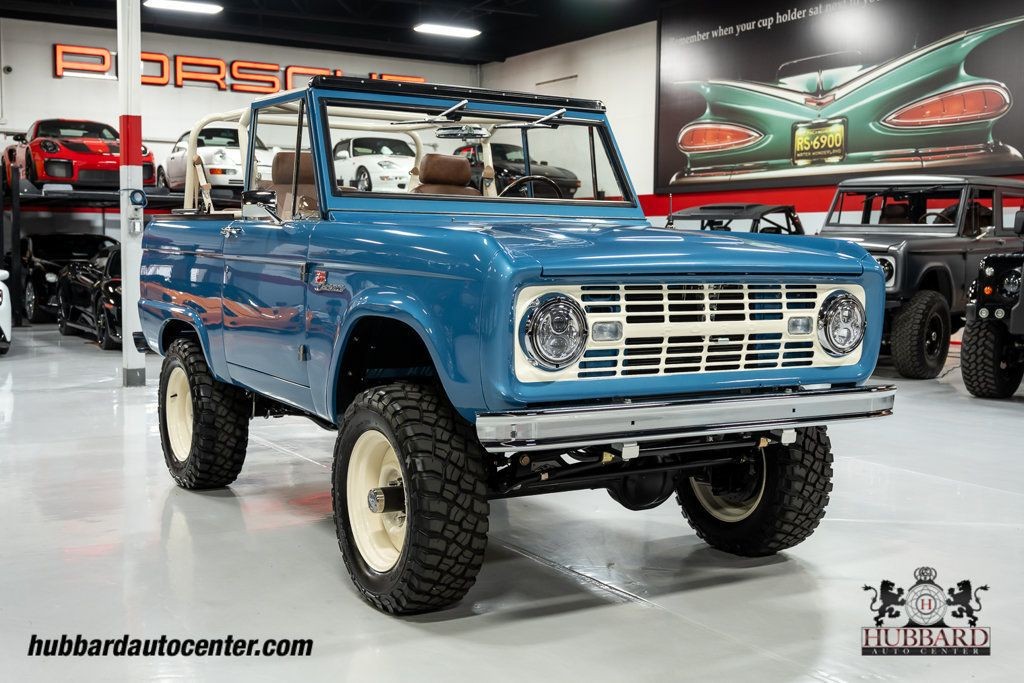 Ford-Bronco-1966-SUV-9