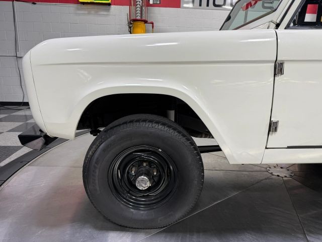 Ford-Bronco-1968-23