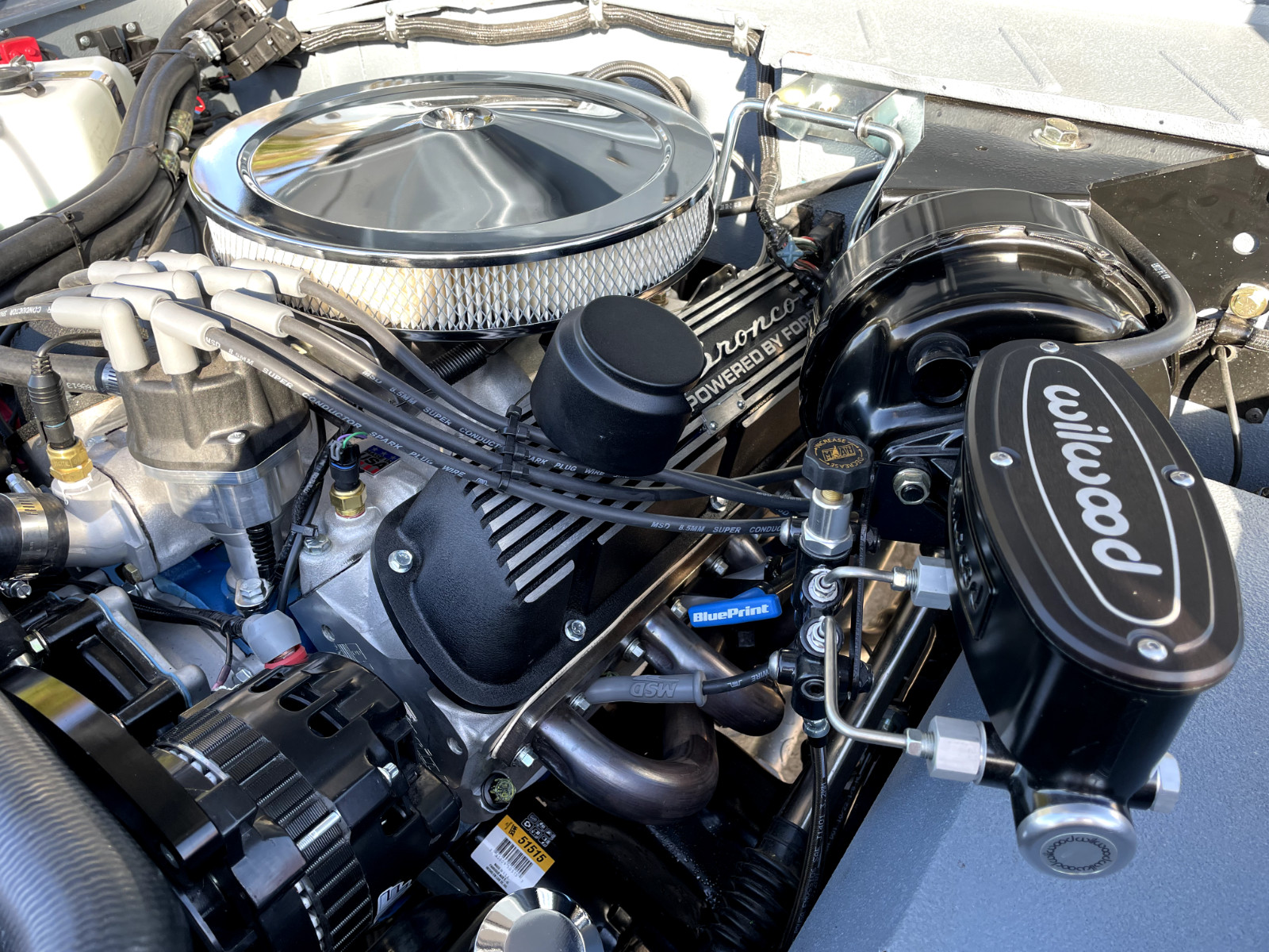 Ford-Bronco-1969-Convertible-19