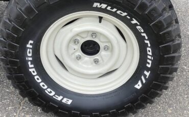 Ford-Bronco-1970-Convertible-25