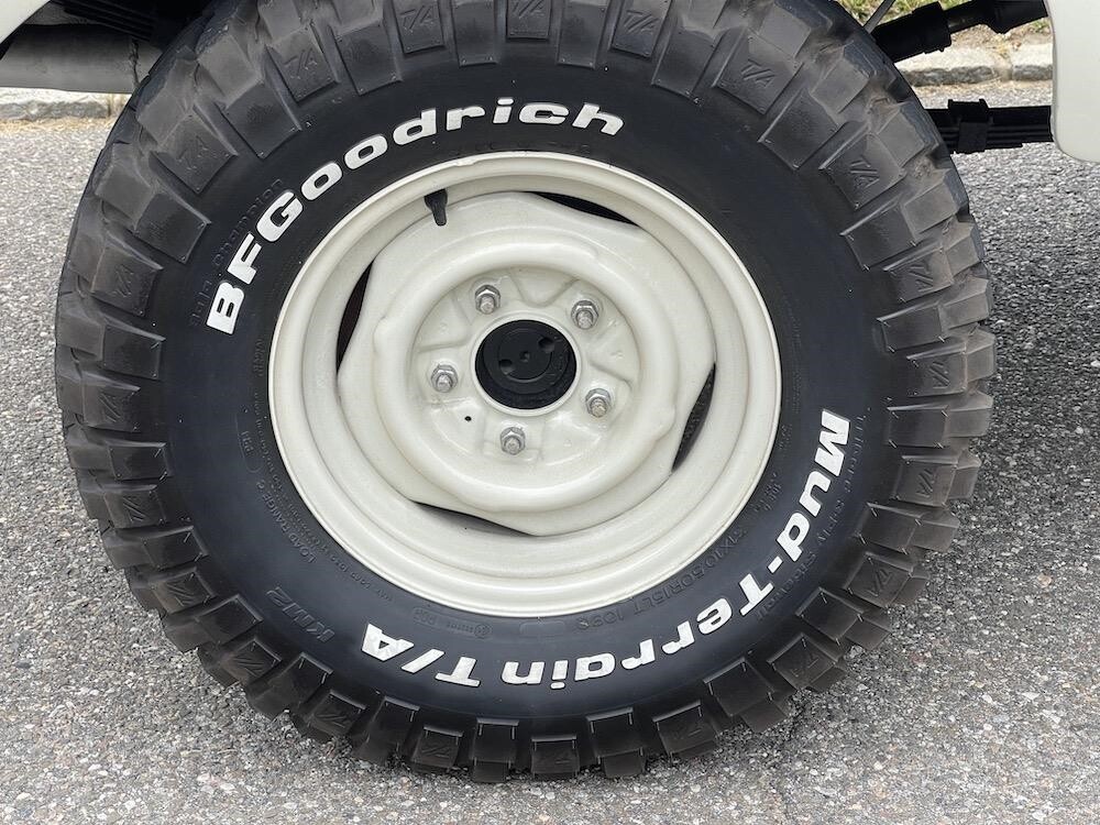 Ford-Bronco-1970-Convertible-26