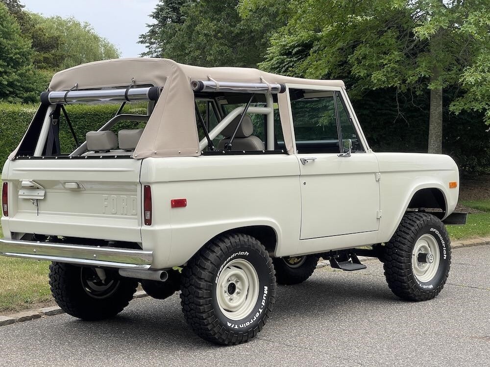 Ford-Bronco-1970-Convertible-7