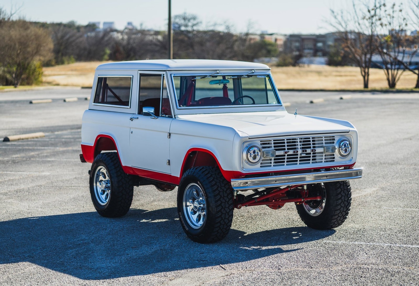 Ford-Bronco-1970-SUV-10