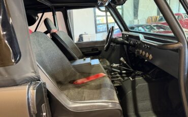 Ford-Bronco-1970-SUV-15