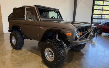 Ford-Bronco-1970-SUV-16