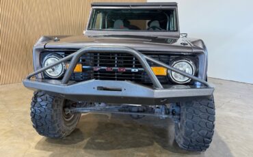 Ford-Bronco-1970-SUV-21