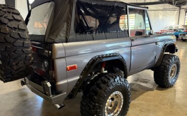 Ford-Bronco-1970-SUV-23