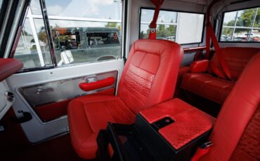 Ford-Bronco-1970-SUV-32