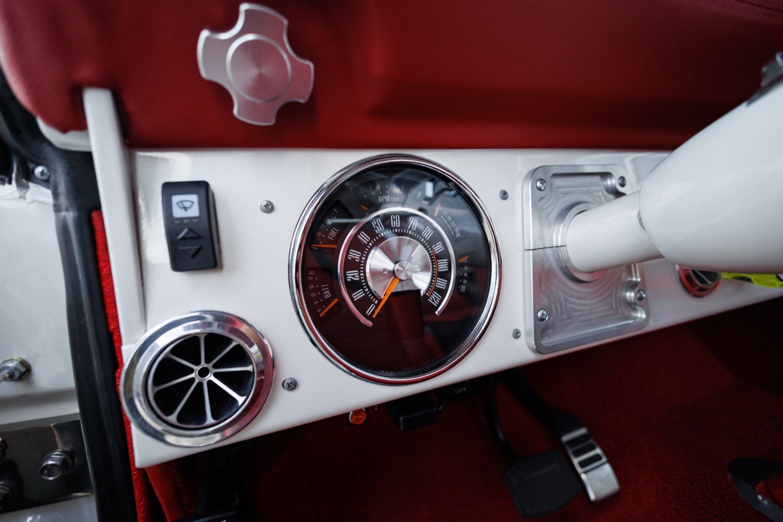 Ford-Bronco-1970-SUV-33