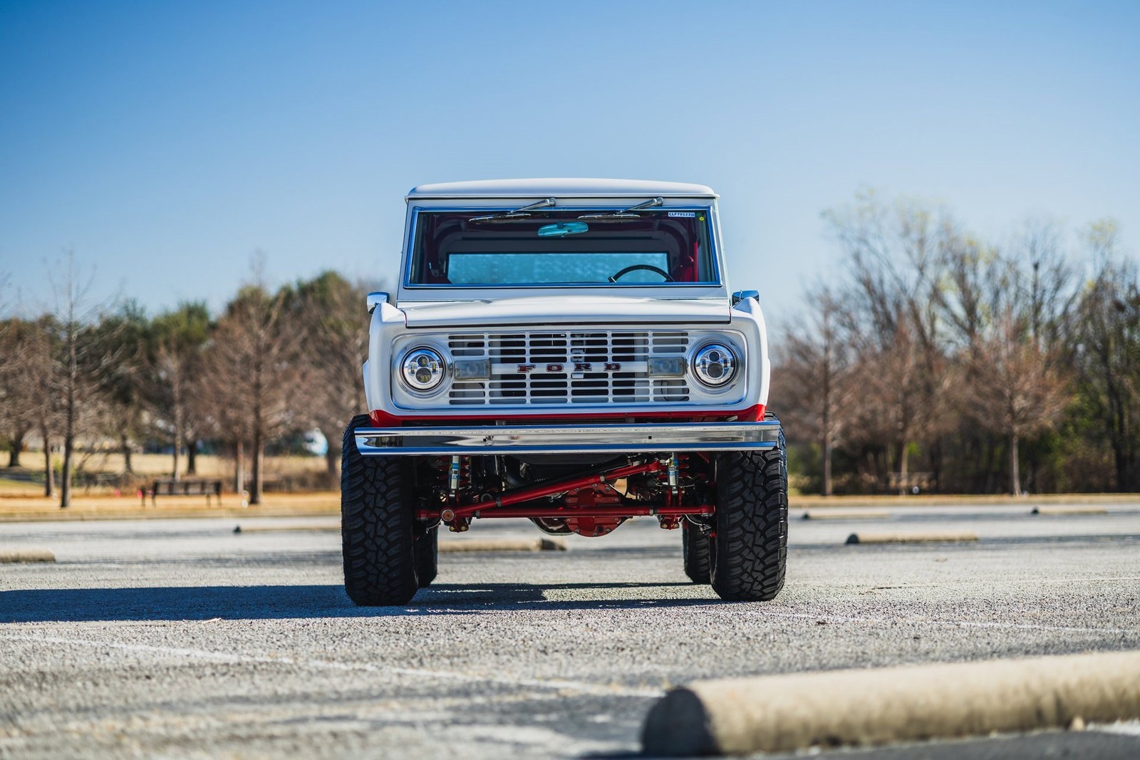 Ford-Bronco-1970-SUV-7