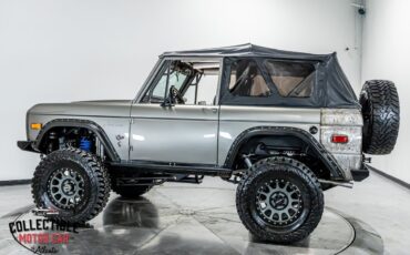 Ford-Bronco-1971-SUV-11