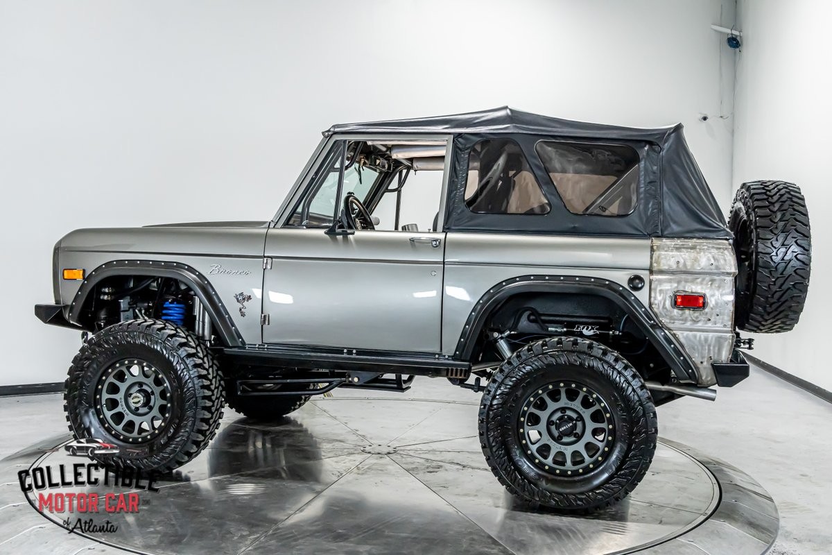 Ford-Bronco-1971-SUV-11