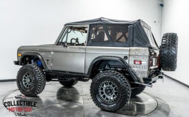 Ford-Bronco-1971-SUV-12