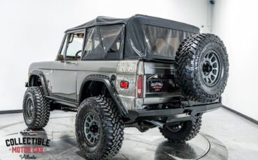 Ford-Bronco-1971-SUV-14